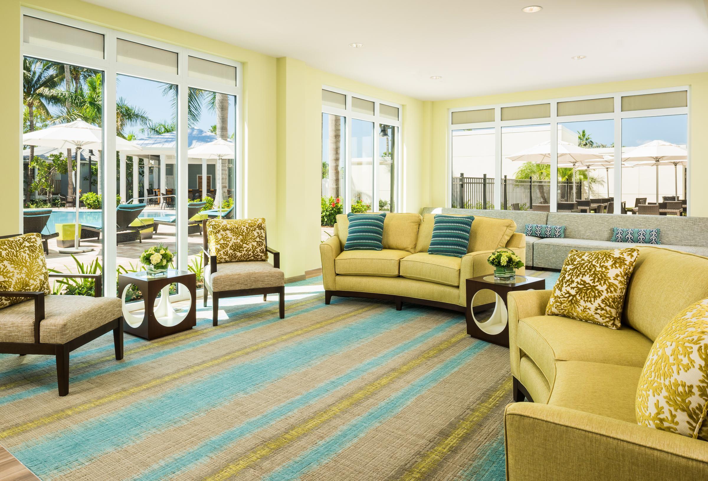 Blue Flamingo Hotel
