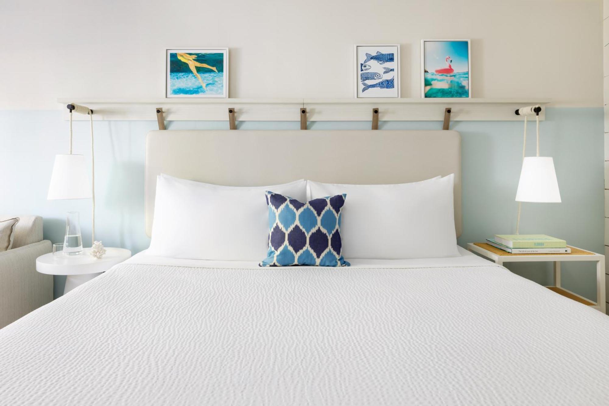 Blue Flamingo Hotel